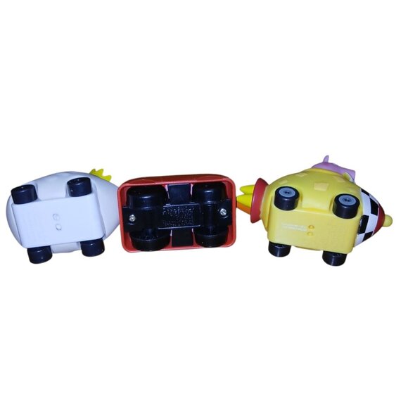 Peppa Pig Free Wheelin Cars Lot Of 3 Red Car White Swan Yellow Rocket - Picture 5 of 6